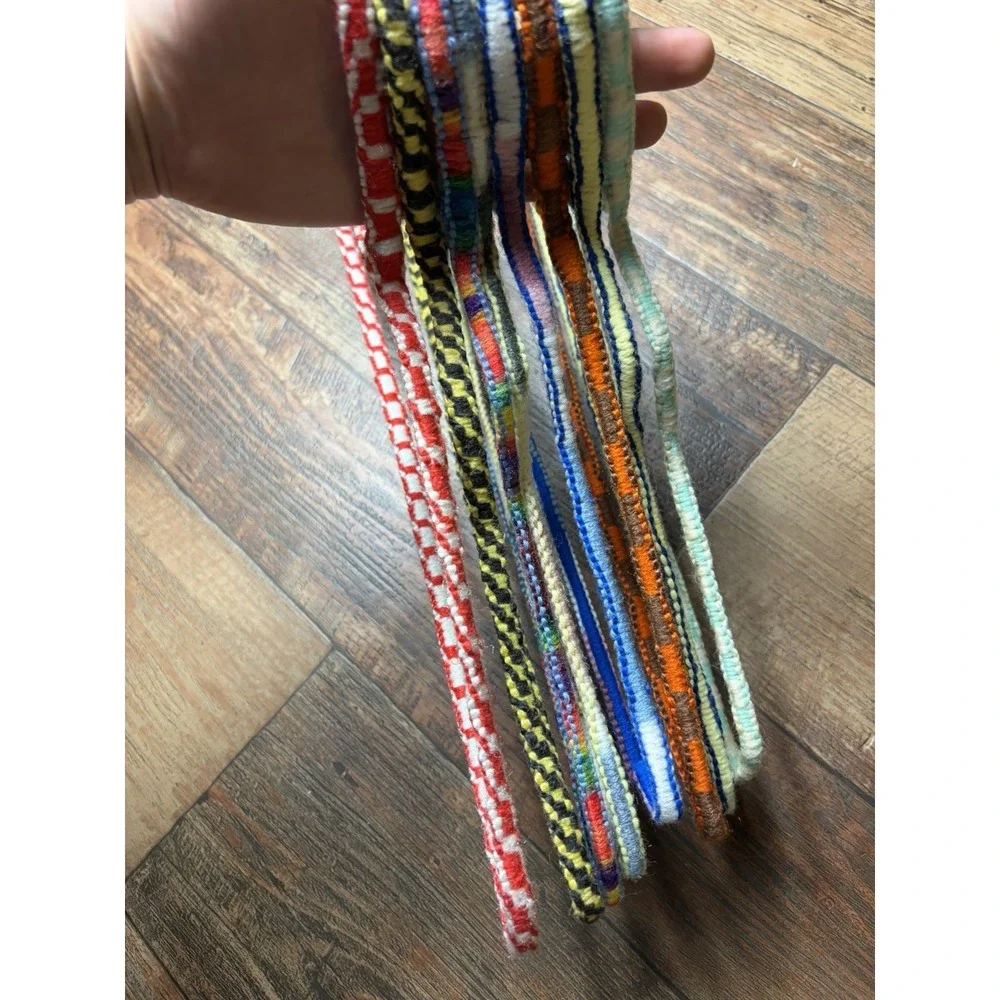 Lot of 8 Vintage Knitted and Crocheted Wire Retro Yarn Covered Clothes Hangers